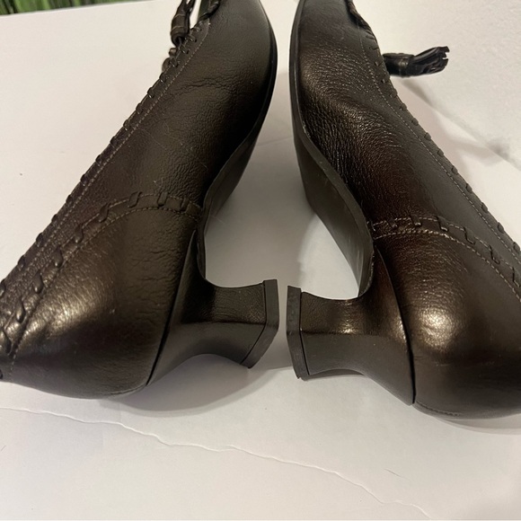 Stuart Wieitman Brown (Pewter) Square Toe Leather Kitten Heels 7.5 Made in Spain - Picture 15 of 15